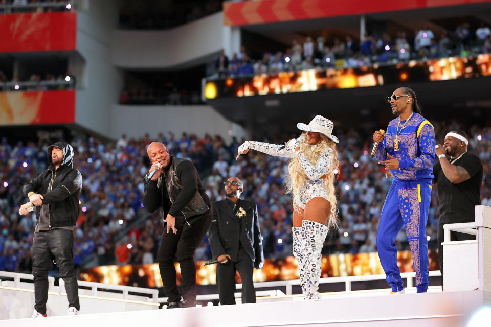 (L-R) Eminem, Dr. Dre, Kendrick Lamar, Mary J. Blige, Snoop Dogg, and 50 Cent perform during the Pepsi Super Bowl LVI Halftime Show at SoFi Stadium (Photo by Kevin C. Cox/Getty Images)