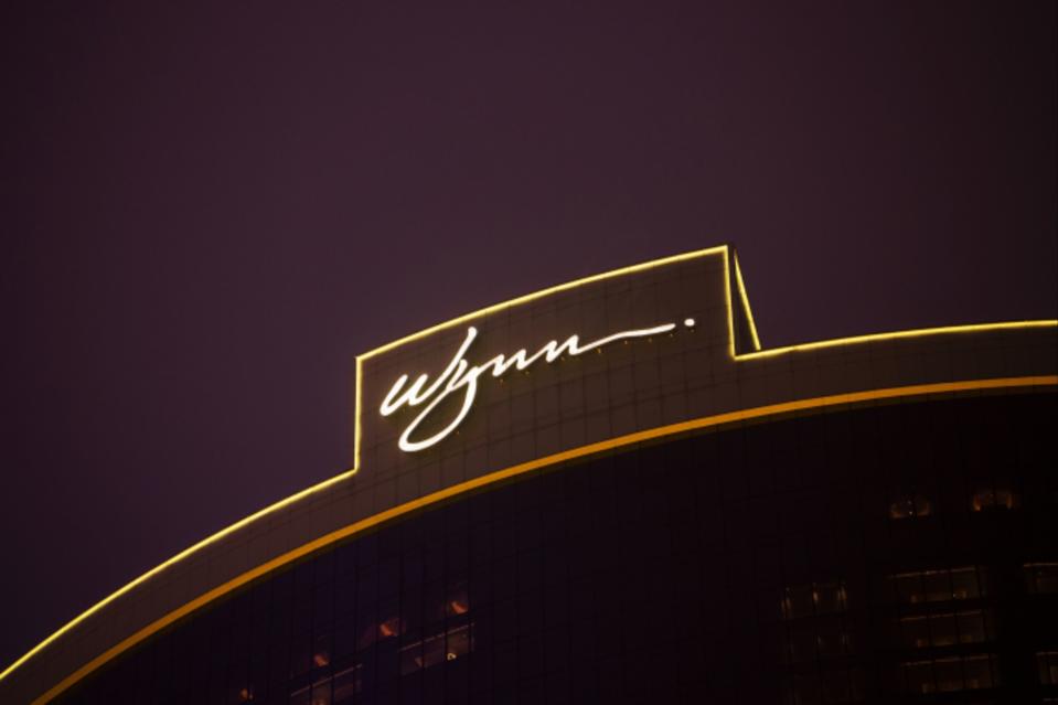 The logo for Wynn Macau casino resort, operated by Wynn Resorts Ltd., is displayed atop of the hotel in Macau, China, on Thursday, March 12, 2015.  (Billy H.C. Kwok/Bloomberg)