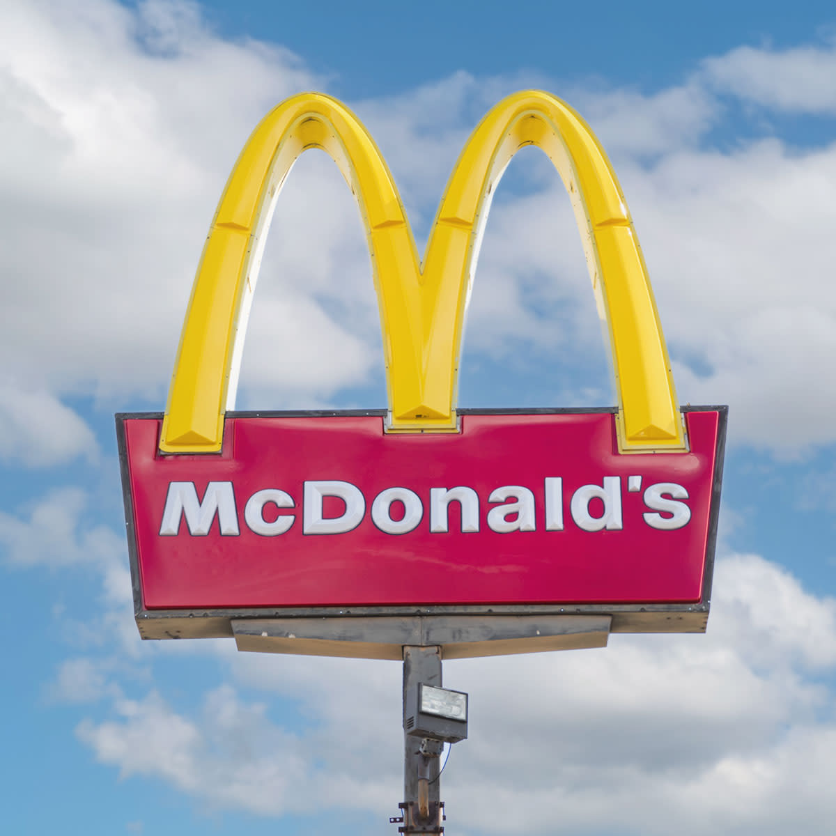 McDonald's road sign