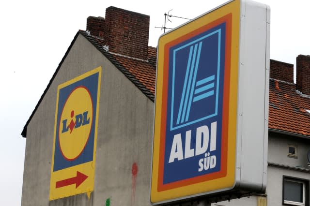 Aldi and Lidl next to each other