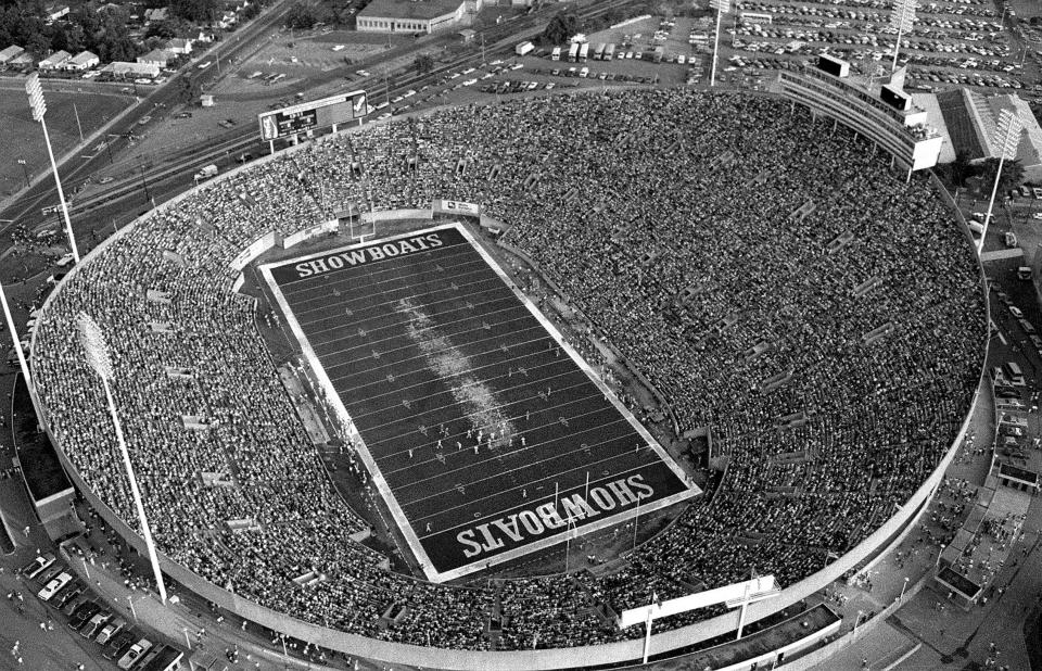 June 16, 1984 - A sellout crowd of 50,079 looks on as the Memphis Showboats play the Birmingham Stallions at Liberty Bowl Memorial Stadium.  The game was the Showboats' final home game of the season and a 35-20 loss for Memphis.  The crowd was only the second sellout in USFL history.