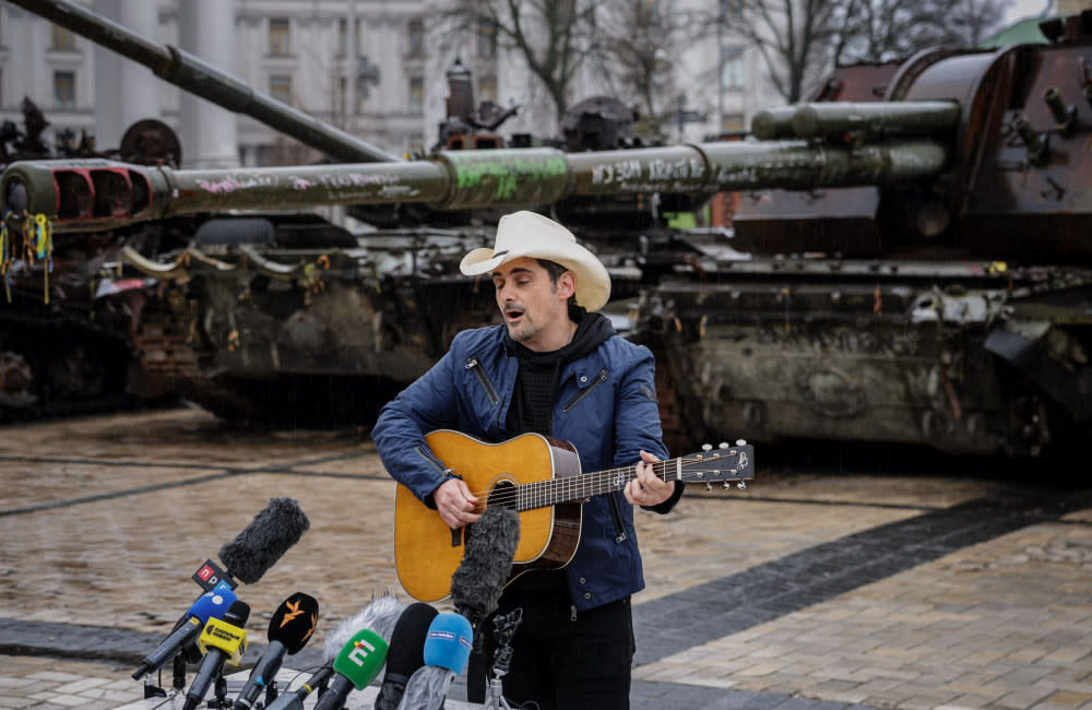 Brad Paisley performs in Ukraine credit:Bang Showbiz