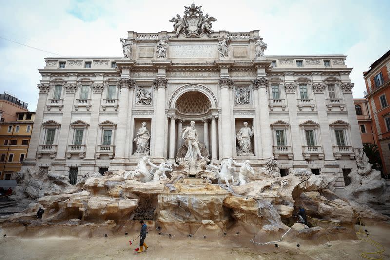 he Wider Image: What happens to the coins tossed into Rome's Trevi Fountain?