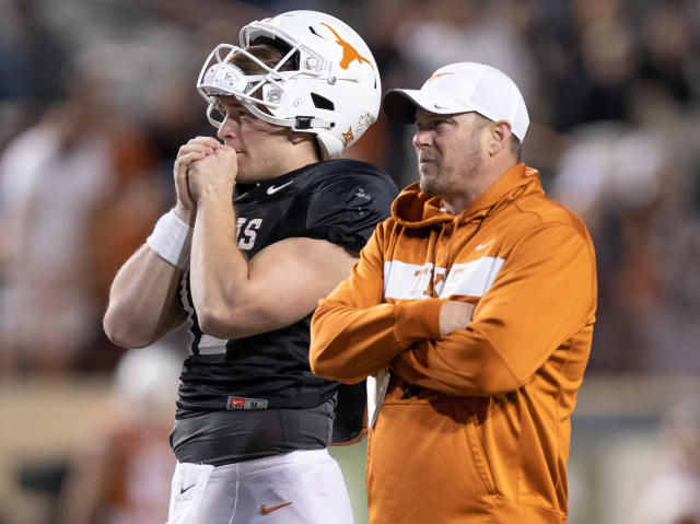 Texas quarterback Sam Ehlinger (11) looks to pass against Baylor