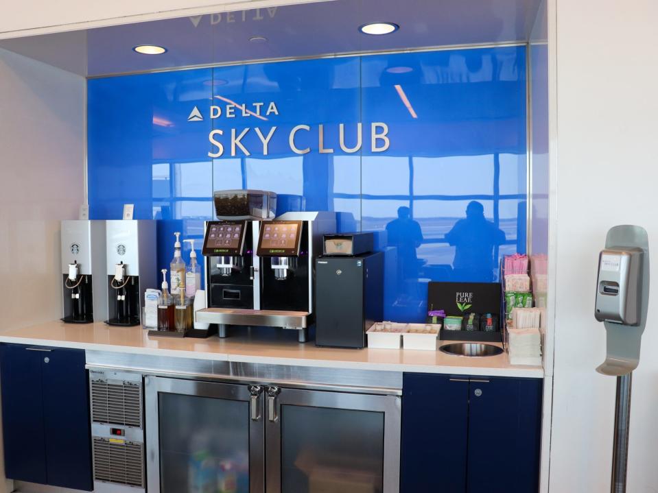 Delta Sky Club Terminal 4 JFK Airport