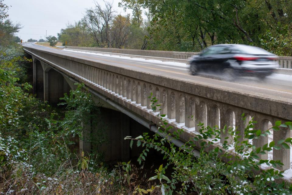 The South Topeka Boulevard Bridge over the Wakarusa River at S.W. 97th and Topeka Boulevard has been approved for replacement. Construction is expected to begin Feb. 5 and end Sept. 13.