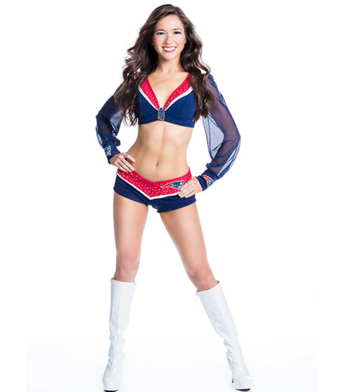 Theresa Oei, a Patriots rookie, is also a biomedical researcher. (Photo: New England Patriots)