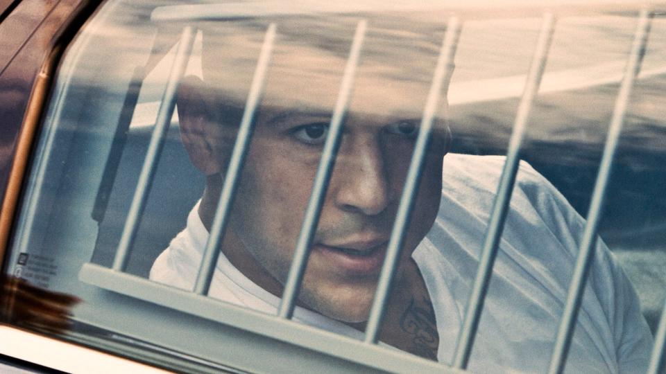 The downfall of former New England Patriots player Aaron Hernandez is captured in "Killer Inside."