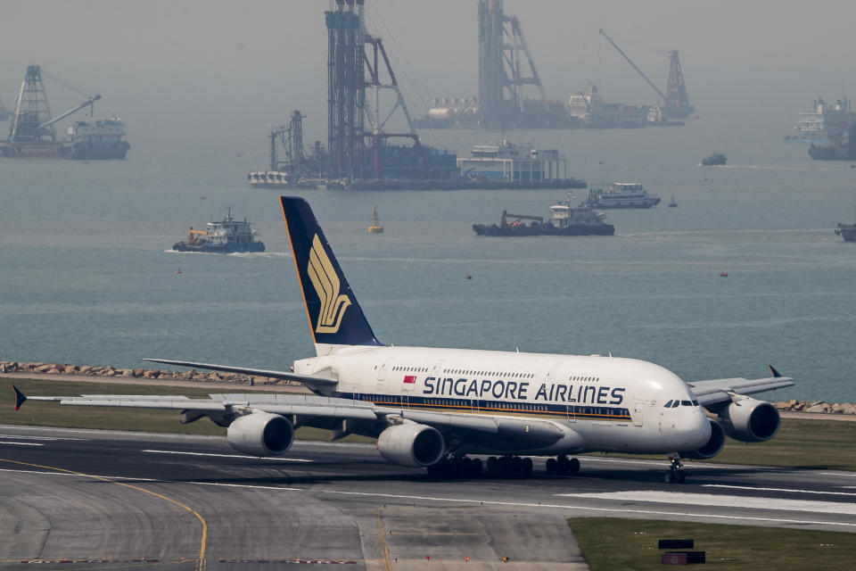 <p>Puesto 3. Singapore Airlines/United Airlines: San Francisco (SFO) – Singapur (SIN); Tiempo de vuelo: 17 horas, 20-35 minutos; Distancia: 13.594,12 km; Avión: Airbus A350-900 (Singapur Airlines), Boeing 787-9 (United) </p>