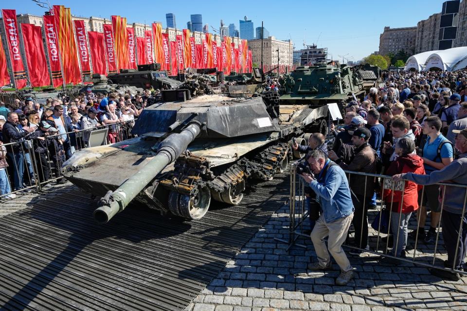 2024年5月1日，在俄羅斯莫斯科勝利公園展出的美製M1A1艾布蘭主力戰車。美聯社