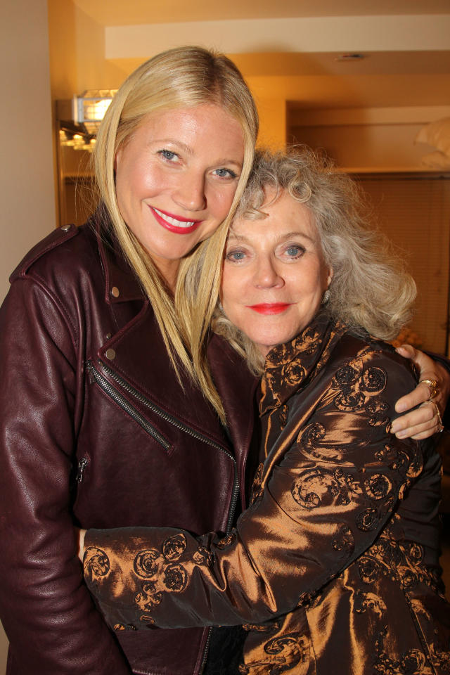 Gwyneth Paltrow y su madre Blythe Danner. (Photo by Bruce Glikas/FilmMagic)