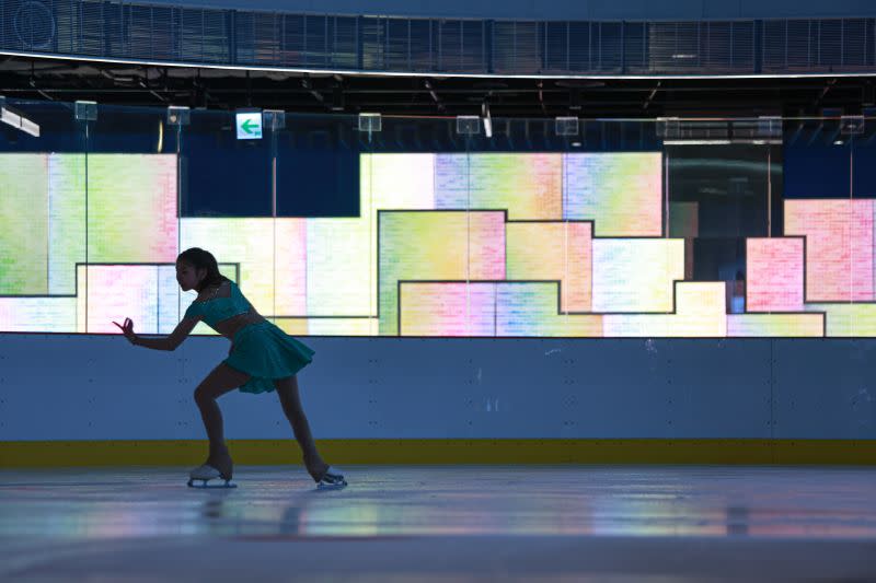 ▲「Aurora Ice Rink極光冰場」台灣首座於商場符合國際冰球賽事規格的冰場，甚至能舉辦冰上婚禮。（圖／記者葉政勳攝）