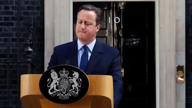 Cameron resigns