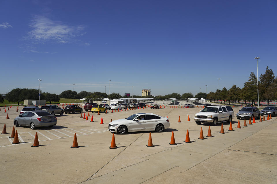 Legislation passed by the Texas Senate would ban drive-thru voting locations, which many Texans used during the 2020 elections. (Photo: (Photo by Go Nakamura/Getty Images))