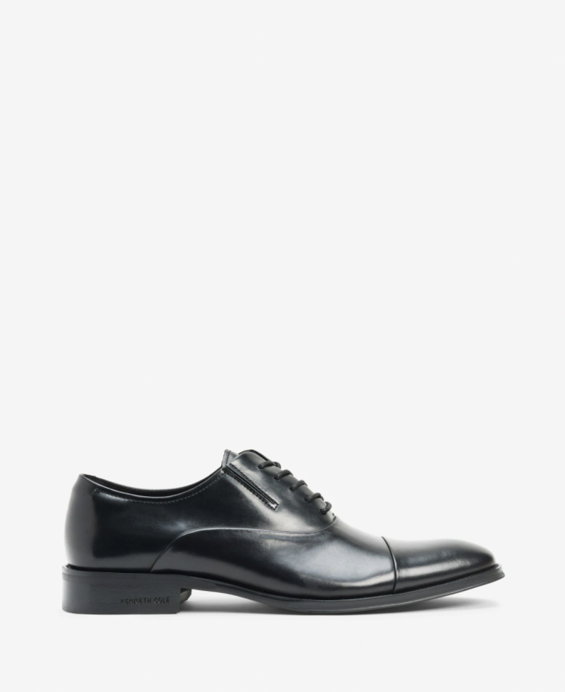 <p><a href="https://go.redirectingat.com?id=74968X1596630&url=https%3A%2F%2Fwww.kennethcole.com%2Fcollections%2Fmen-oxfords%2Fproducts%2Ftully-lace-up-c-kmf9063le-black&sref=https%3A%2F%2Fwww.esquire.com%2Fstyle%2Fmens-fashion%2Fg14759740%2Fbest-tuxedo-shoes%2F" rel="nofollow noopener" target="_blank" data-ylk="slk:Shop Now;elm:context_link;itc:0;sec:content-canvas" class="link ">Shop Now</a></p><p>Tully Cap Toe Oxford Shoes </p><p>kennethcole.com</p><p>$139.00</p>