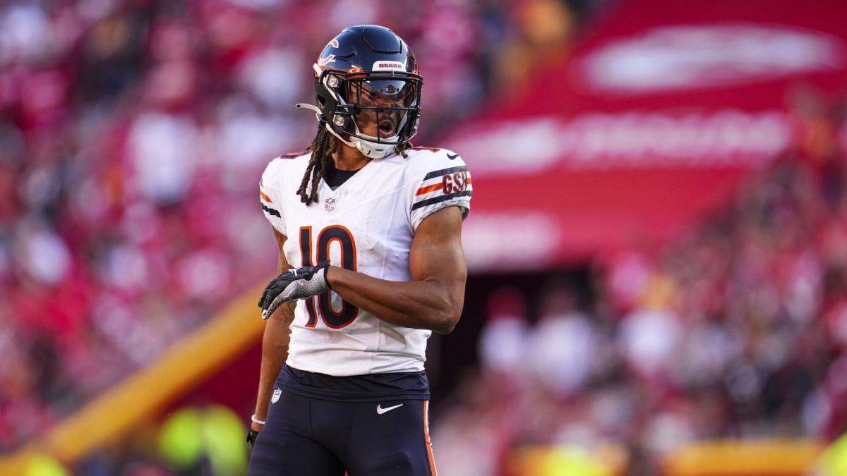 Cole Kmet supports 'friend' Chase Claypool amid struggles with the Bears -  On3