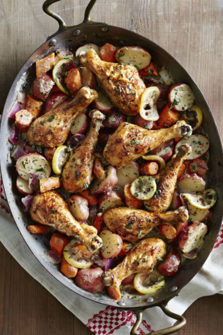 Chicken Drumsticks and Vegetables in Mustard-Taragon Sauce