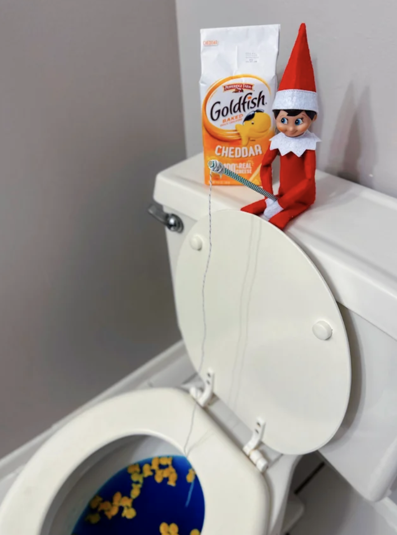 I've Got To Hand It To Parents This Year. These 19 Elf On The Shelf ...