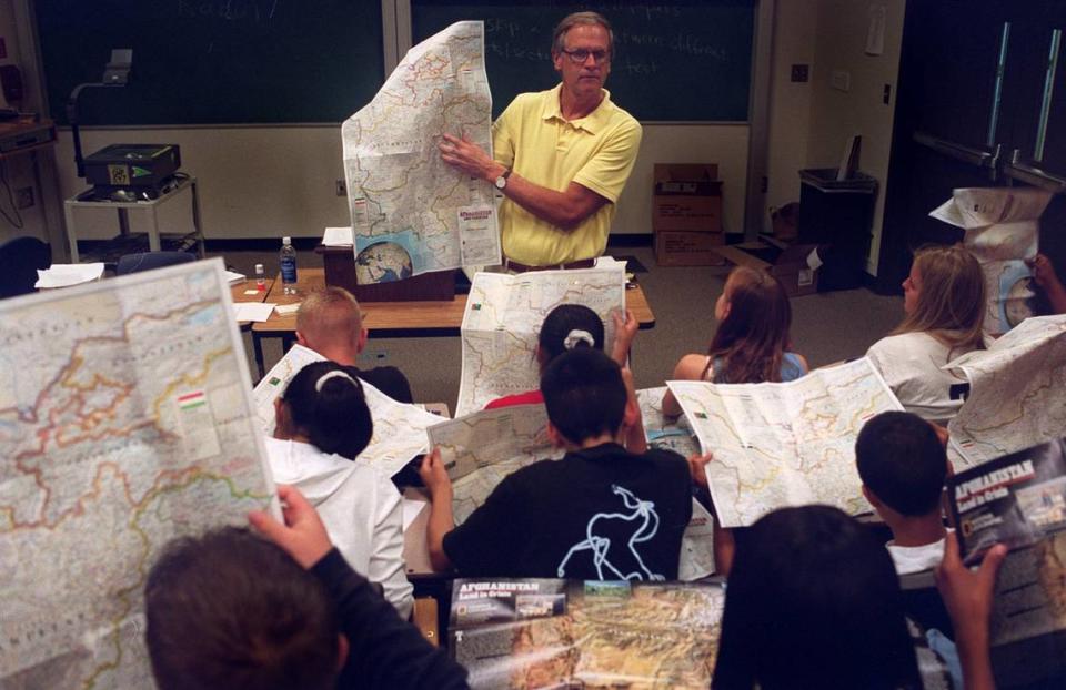 Former state Sen. and Secretary of Education Gary K. Hart teaches students in the PACE program about maps at Kennedy High School in September 2002. Hart represented Santa Barbara in the Senate and the Assembly for 20 years. He twice ran for Congress, losing his second race in 1988 by less than a percentage point.