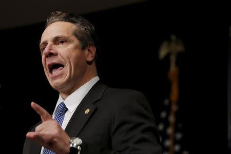 New York Governor Andrew Cuomo speaks at a union rally for higher minimum wages in New York January 4, 2016. REUTERS/Lucas Jackson