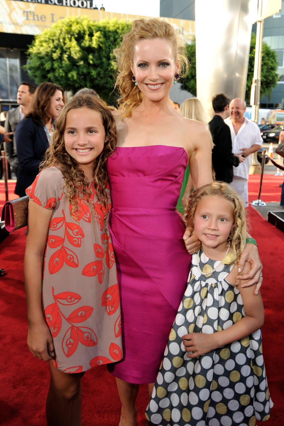 <p>Maude and Iris with their stunning mom on the red carpet for “Funny People.” <i>(Photo by Kevin Winter/Getty Images)</i></p>