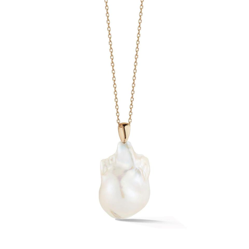 <p><a href="https://mateonewyork.com/collections/women-necklaces/products/14kt-gold-baroque-pearl-necklace" rel="nofollow noopener" target="_blank" data-ylk="slk:Shop Now;elm:context_link;itc:0;sec:content-canvas" class="link ">Shop Now</a></p><p>14kt Gold Baroque Pearl Necklace</p><p>mateonewyork.com</p><p>$575.00</p>