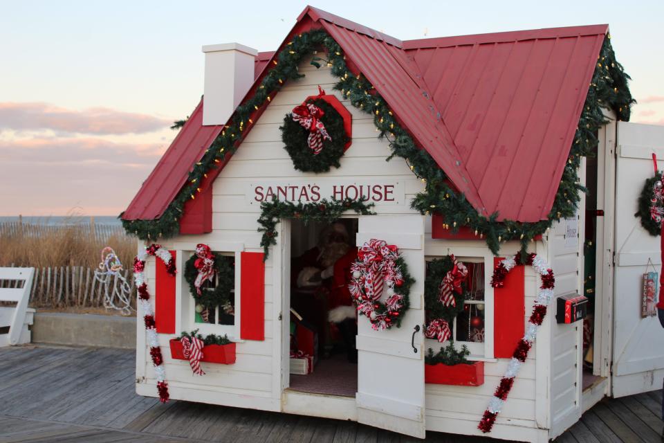Santa's House on the Rehoboth Beach boardwalk.