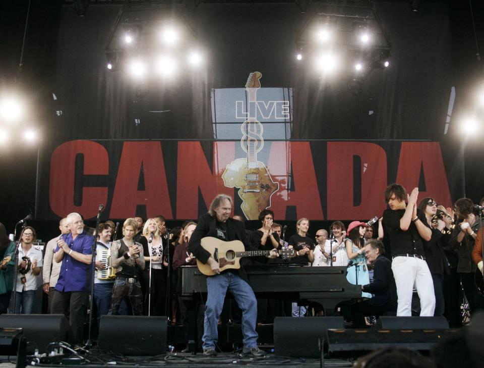 Although Neil Young has lived in Northern California on a ranch in La Honda since the 1970s, he has always retained his Canadian citizenship. He also has homes in Florida and Hawaii. He still loves Canada. He just doesn’t ever have to shovel snow from his porch or driveway. 