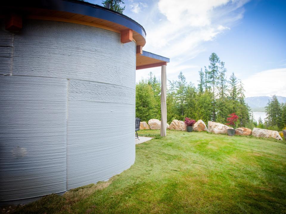 the exterior of the Fibonacci House with a view of its surroundings