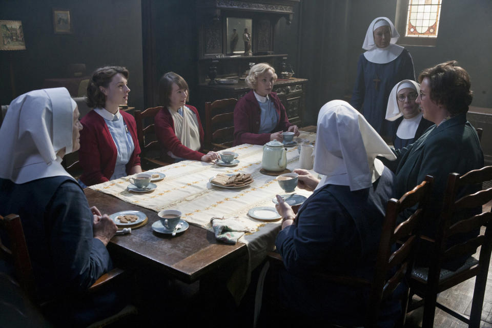 L-R: Sister Monica Joan (Judy Parfitt), Jenny (Jessica Raine), Cynthia (Bryony Hannah), Trixie (Helen George), Sister Julienne (Jenny Agutter), Sister Bernadette (Laura Main), Chummy (Miranda Hart), Sister Evangelina (Pam Ferris). Photo by John Rogers, © Neal Street Productions, 2011.