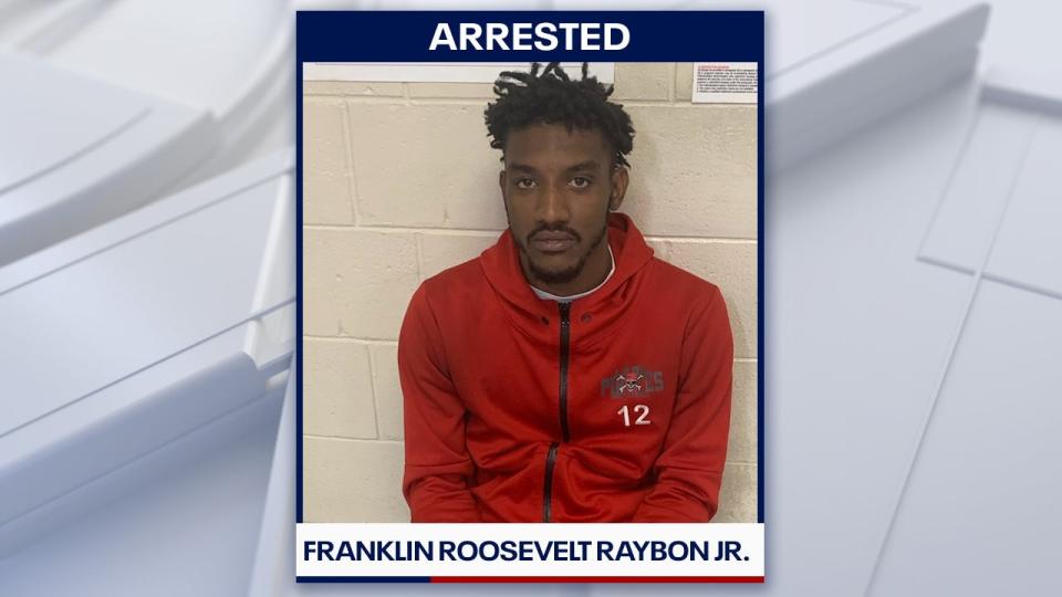 <div>Franklin Roosevelt Raybon Jr. turned himself in to authorities on Tuesday. Image is courtesy of the Sarasota County Sheriff's Office.</div>