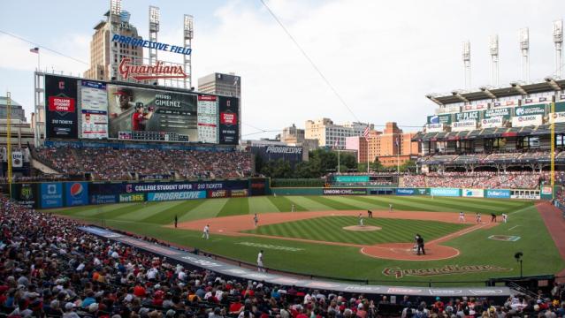 Your toddler guide to a Chicago White Sox game - Chicago Parent