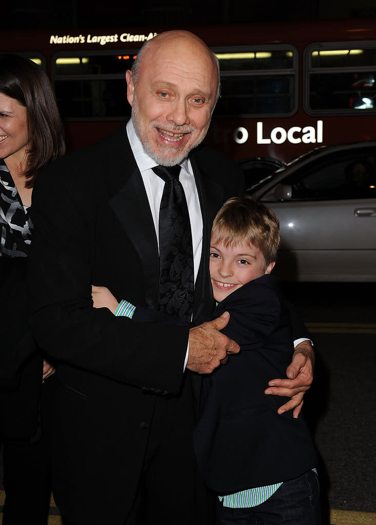 Valentine's Day LA Premiere 2010 Hector Elizondo Bryce Robinson