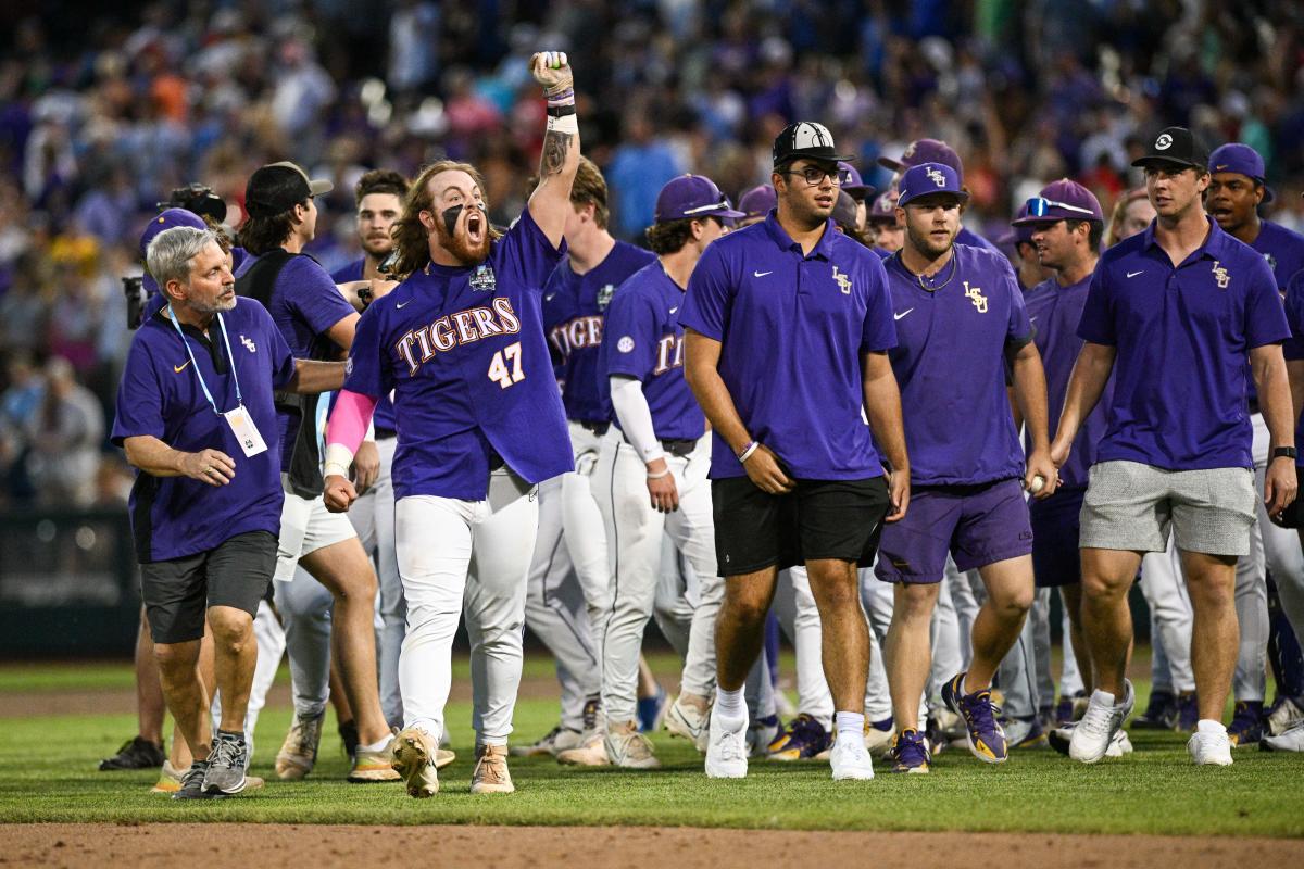 LSU baseball score vs. Florida Live updates from College World Series