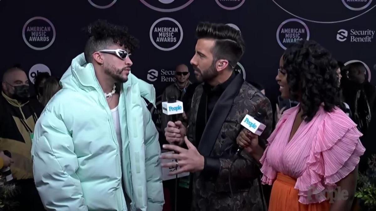 WATCH: Bad Bunny's Reaction to AMAs Reporter Is a Whole Mood