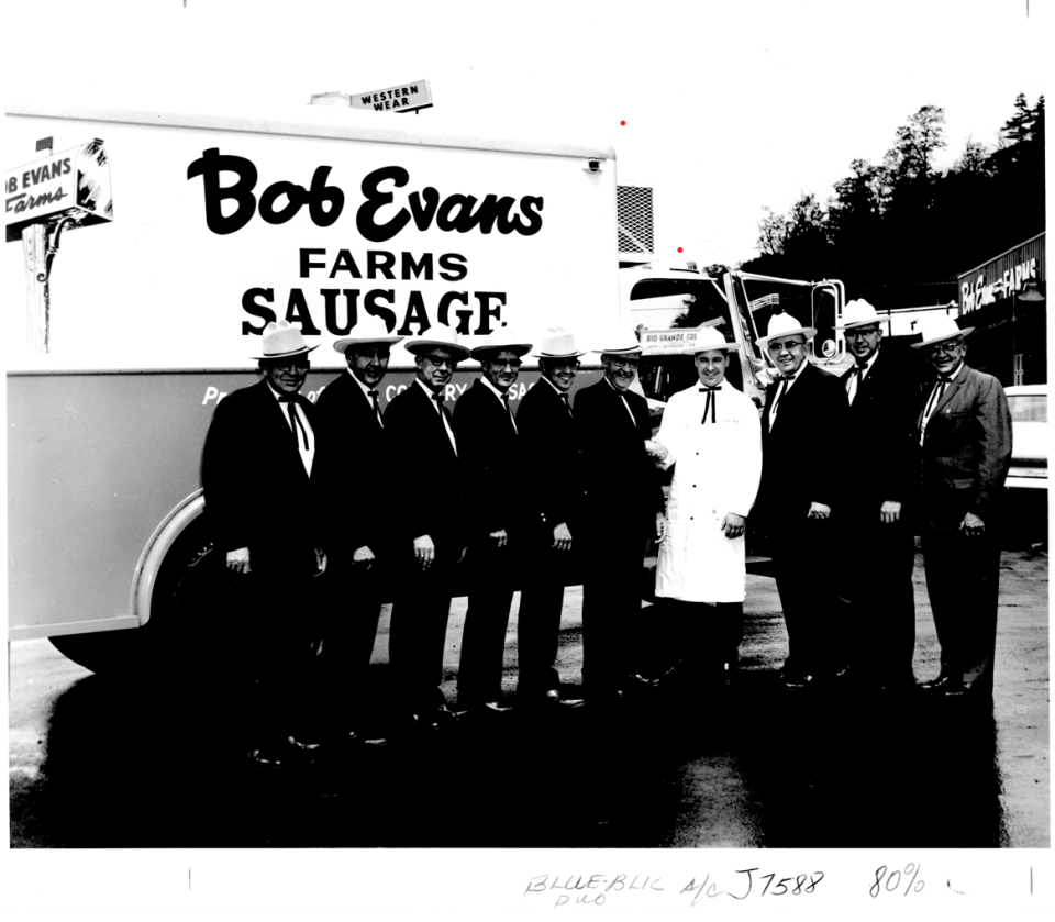 A historic photo of the Bob Evans family.