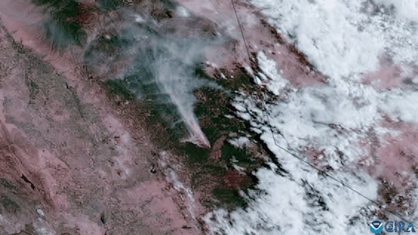 Hotspots and smoke plumes from the Mosquito Fire in California as seen from NOAA's GOES-18 satellite on September 13, 2022.