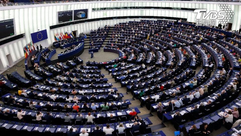 歐洲議會6日投票通過，將天然氣和核能列入永續能源清單，但檯面下卻暗藏諸多爭議。（圖/達志影像美聯社）