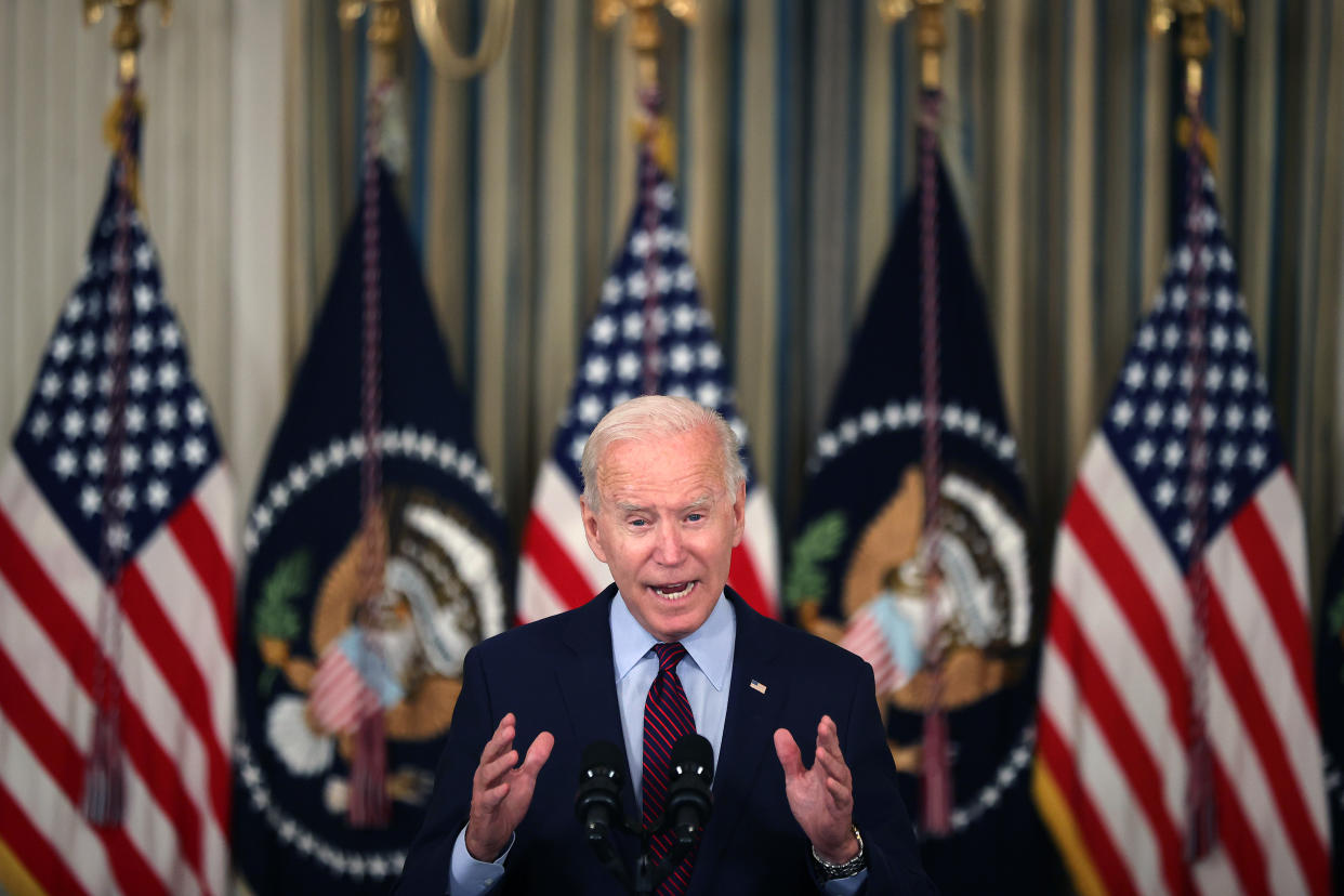 WASHINGTON, DC - OCTOBER 04: U.S. President Joe Biden delivers remarks about the need for Congress to raise the debt limit in the State Dining Room at the White House on October 04, 2021 in Washington, DC. Biden was critical of Senate Republicans and their leader Sen. Mitch McConnell (R-KY) after they blocked efforts by Democrats to raise the borrowing limit, potentially destabilizing markets and threatening to default the federal government. (Photo by Chip Somodevilla/Getty Images)