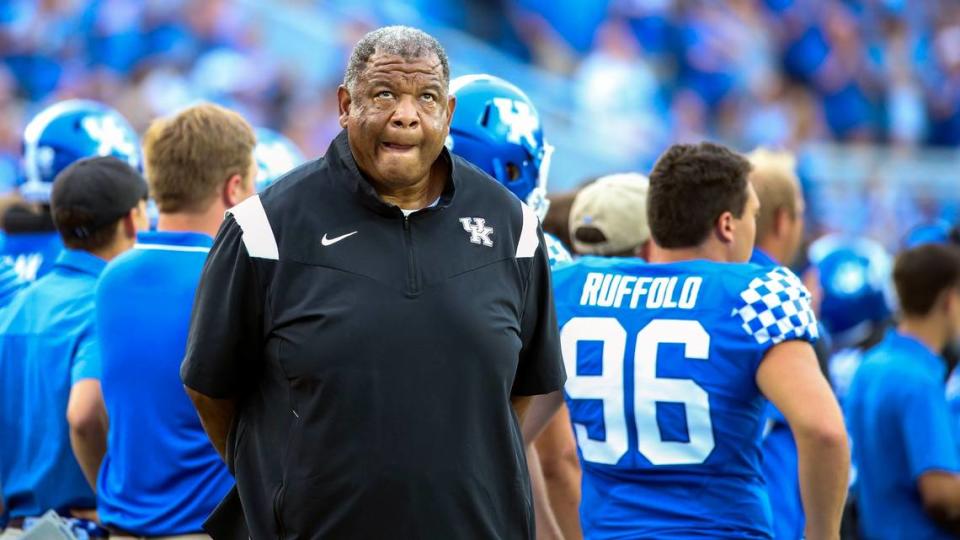 Kentucky recruiting coordinator Vince Marrow led the charge on a 2024 recruiting class for the Wildcats that is presently ranked in the Top 25 in the country by all four major Internet recruiting sites.