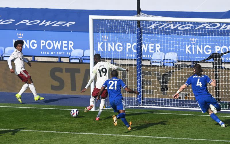 Premier League - Leicester City v Arsenal