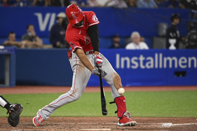 Blue Jays kick offence into overdrive to trounce Angels 15-1