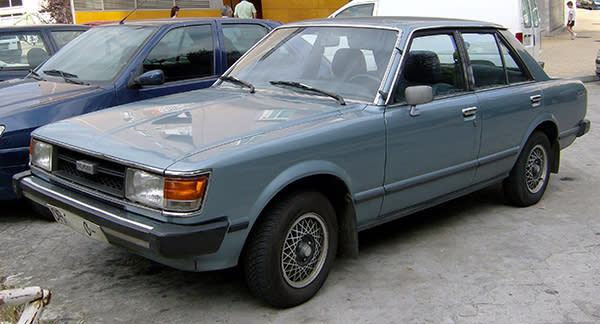 第1代Camry 1980-1982年