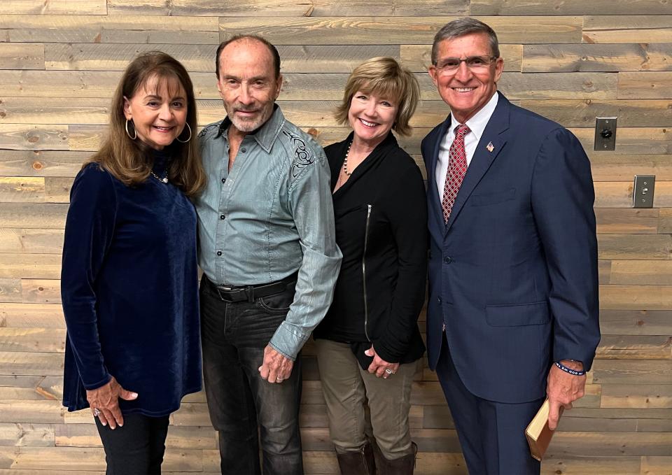 Judy Hooper, Lee Greenwood, Sue Ann McMahan, and General Mike Flynn