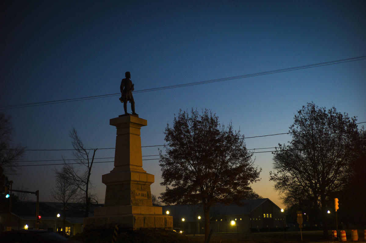 #Richmond removes its last public Confederate monument