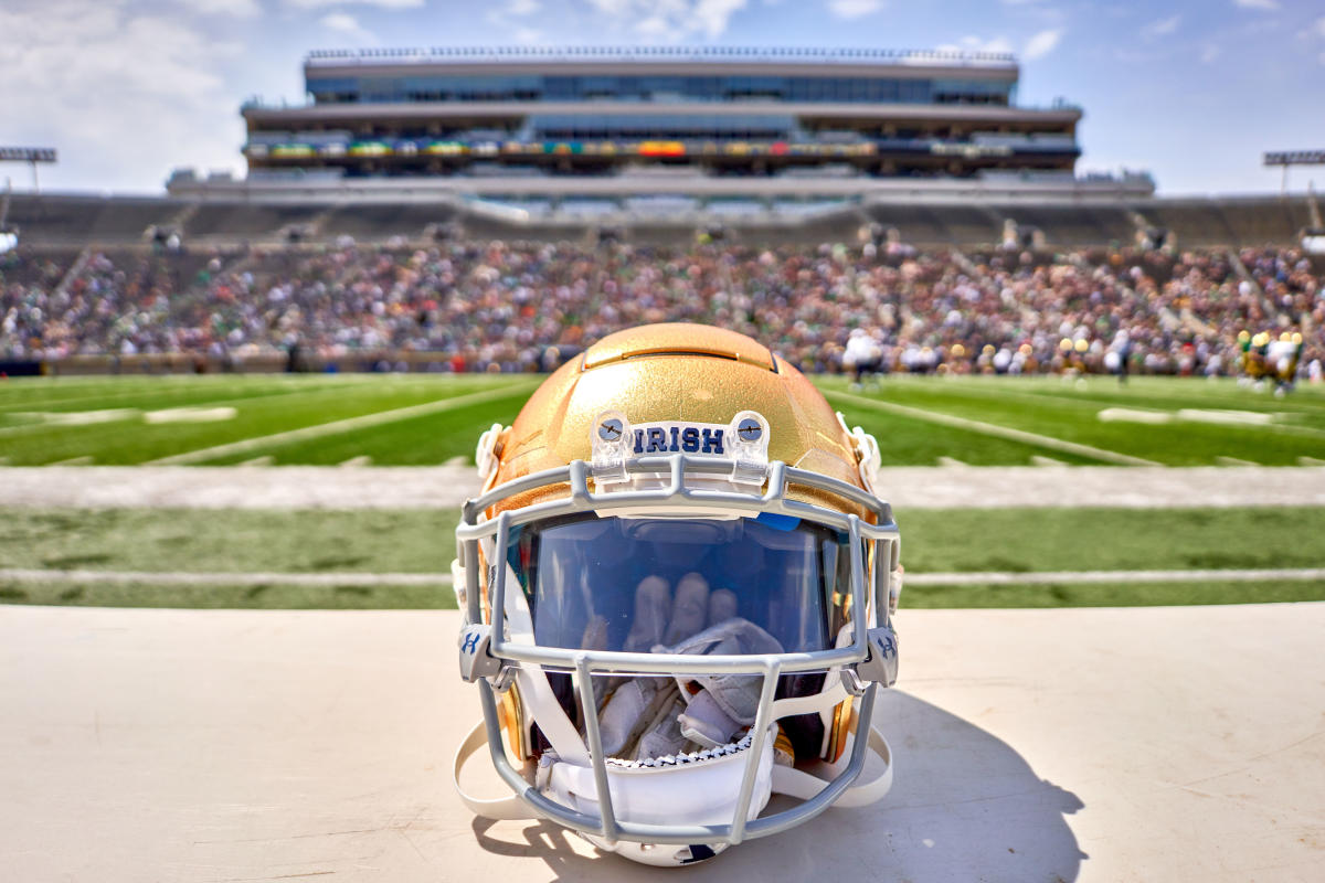 #Notre Dame, Under Armour agree to massive college athletics apparel extension