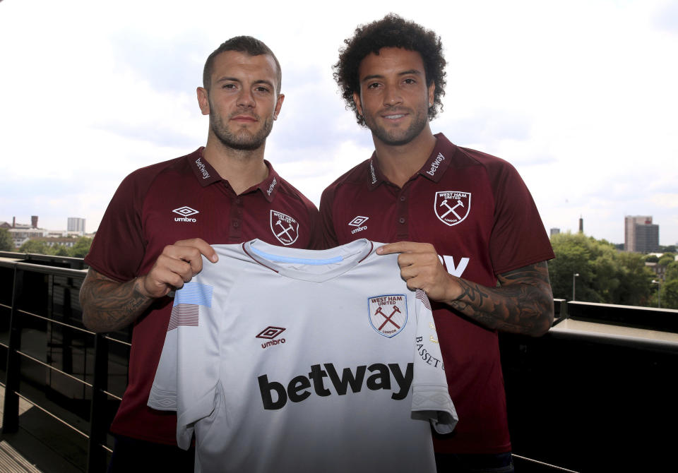 <p><strong>In:</strong> Felipe Anderson (Lazio, £33.5m); Issa Diop (Toulouse, £22m); Andriy Yarmolenko (Borussia Dortmund, £17.5m); Lukasz Fabianski (Swansea City, £7m); Lucas Perez (Arsenal, £5m); Carlos Sanchez (Fiorentina, undisclosed); Fabian Balbuena (Corinthians, £3.5m); Ryan Fredericks (Fulham, free); Jack Wilshere (Arsenal, free).<br><strong>Key Outs: </strong>Cheikhou Kouyaté (Crystal Palace, £9.5m); Reece Burke (Hull City, £1.5m); Domingos Quina (Watford, £1m); Ben Wells (QPR, undisclosed); Jordan Hugill (Middlesbrough, loan); Edimilson Fernandes (Fiorentina, loan); James Collins (released); Patrice Evra (released). </p>