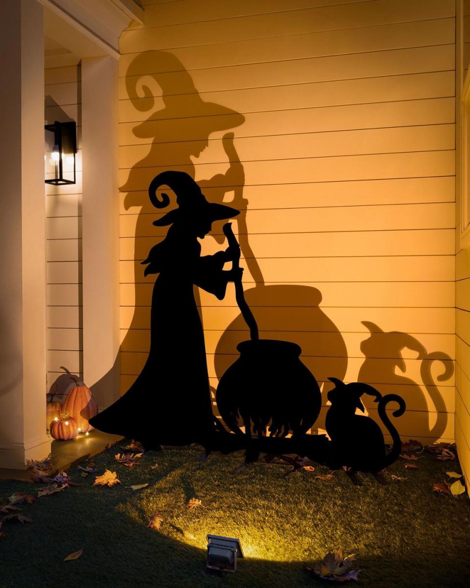 witch halloween decor