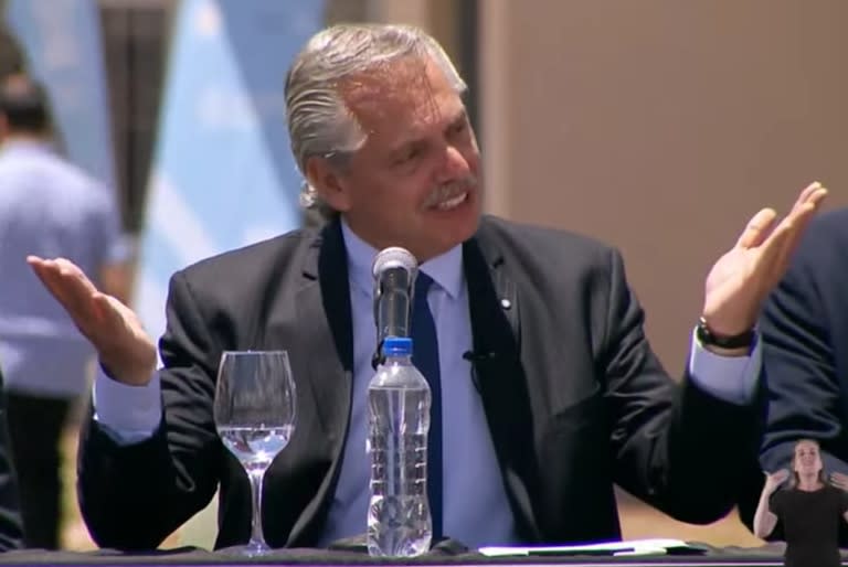 El presidente Alberto Fernández entrega la vivienda 70.000 en Villa Mercedes, San Luis.