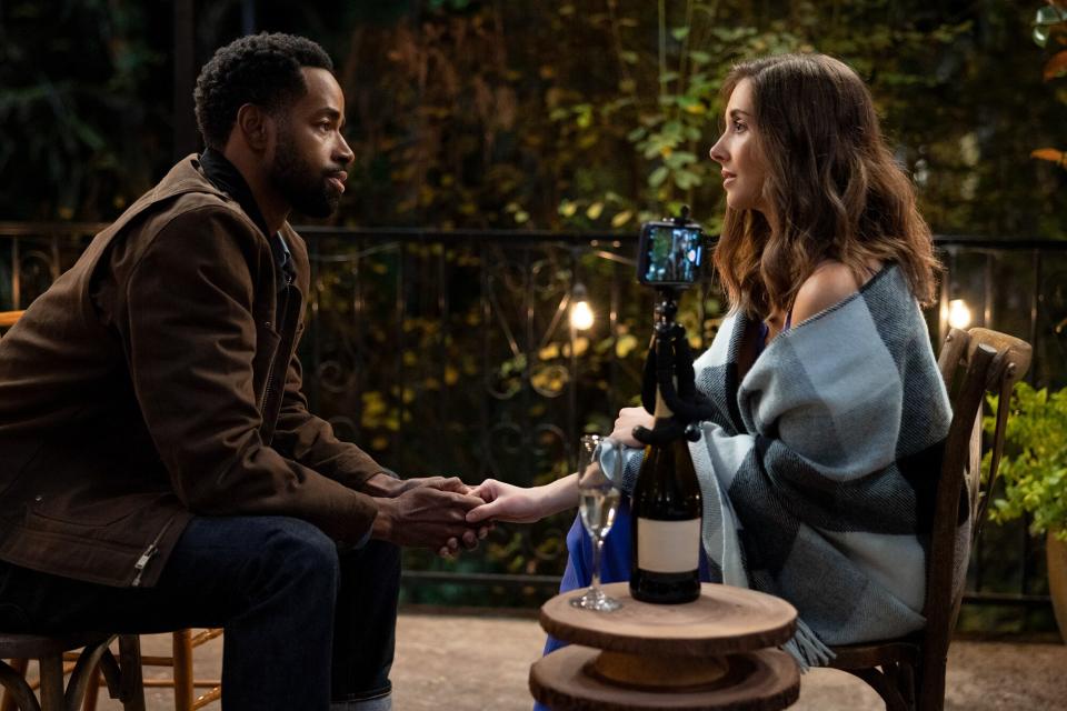 Somebody I Used to Know Jay Ellis and Alison Brie